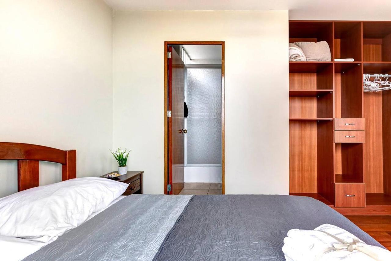 Apartamentos Estela En Alameda Colonial - 5Km Aeropuerto Jorge Chavez Λίμα Εξωτερικό φωτογραφία