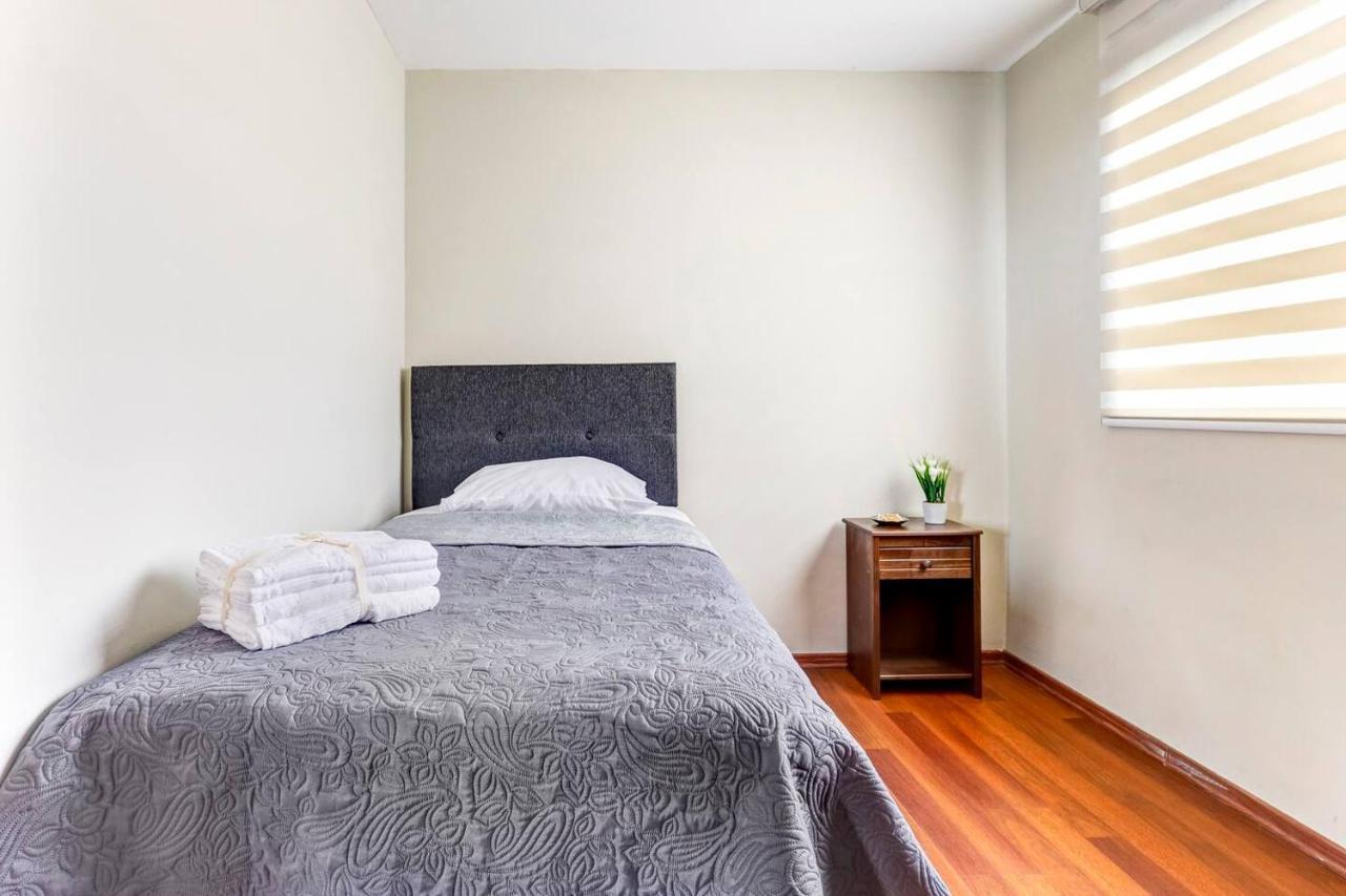 Apartamentos Estela En Alameda Colonial - 5Km Aeropuerto Jorge Chavez Λίμα Εξωτερικό φωτογραφία