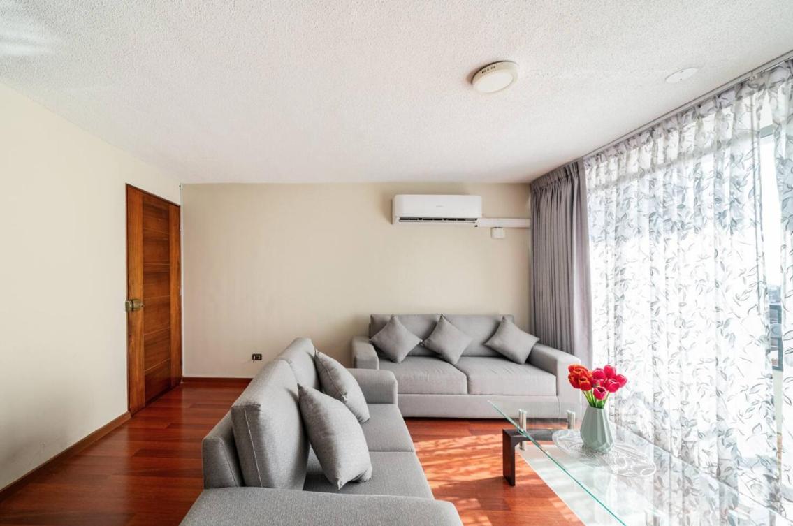 Apartamentos Estela En Alameda Colonial - 5Km Aeropuerto Jorge Chavez Λίμα Εξωτερικό φωτογραφία