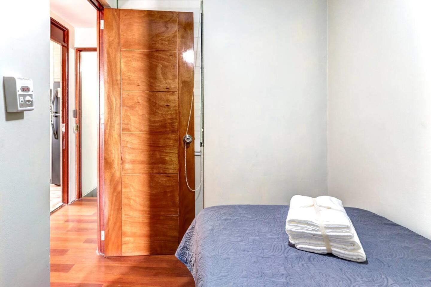 Apartamentos Estela En Alameda Colonial - 5Km Aeropuerto Jorge Chavez Λίμα Εξωτερικό φωτογραφία