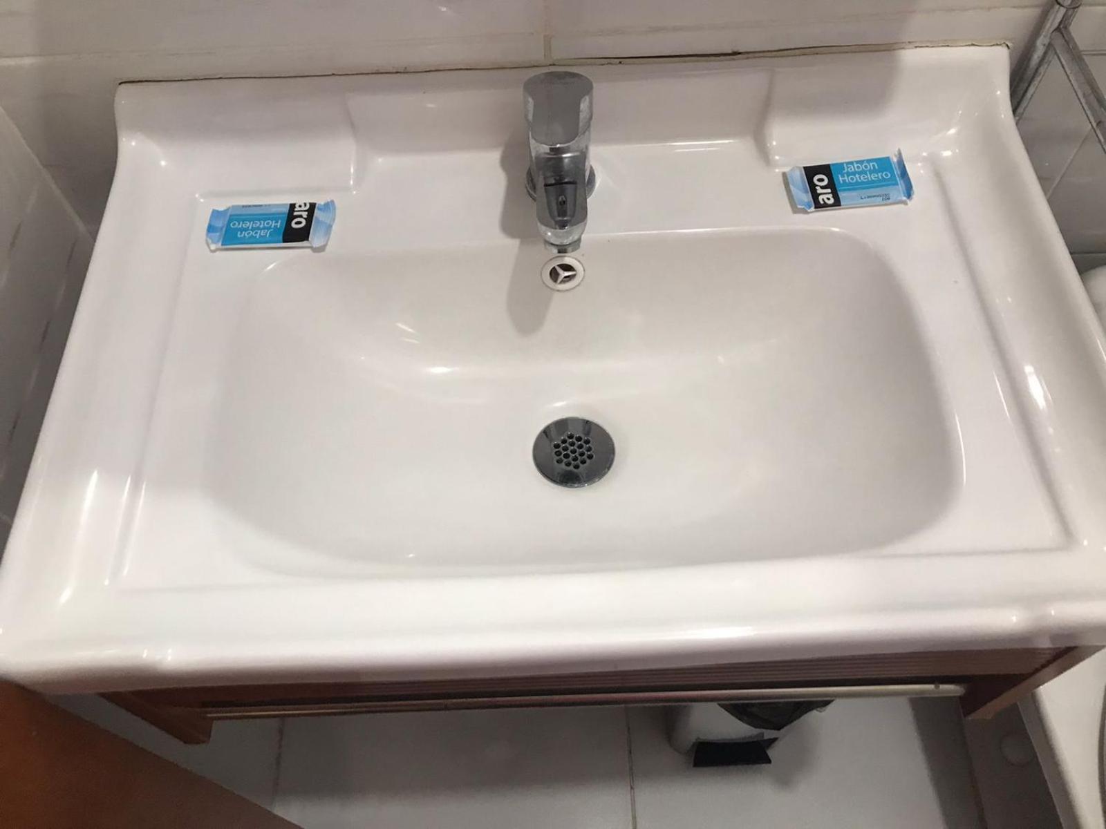 Apartamentos Estela En Alameda Colonial - 5Km Aeropuerto Jorge Chavez Λίμα Δωμάτιο φωτογραφία